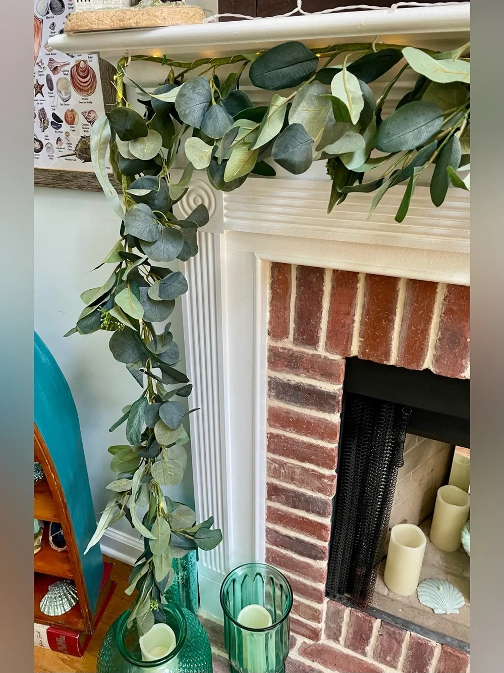 Decorative Eucalyptus Garlands - Green - Unbranded- 2 strands pre-lit- 6ft each